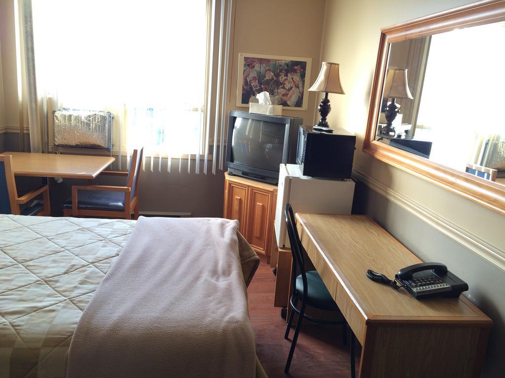 Motel Lustre D'Or L'Ancienne-Lorette 部屋 写真